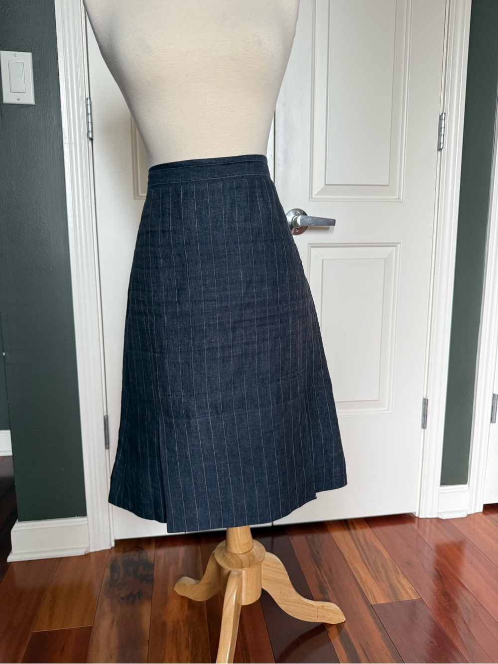 Domenico Vacca Charcoal Linen Skirt Size 6